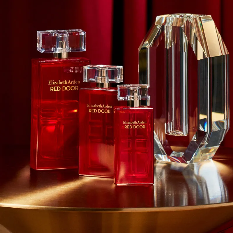Elizabeth Arden 5th Avenue Nyc Red