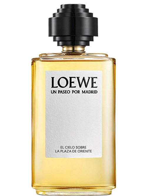 Loewe El Cielo Sobre La Plaza De Oriente