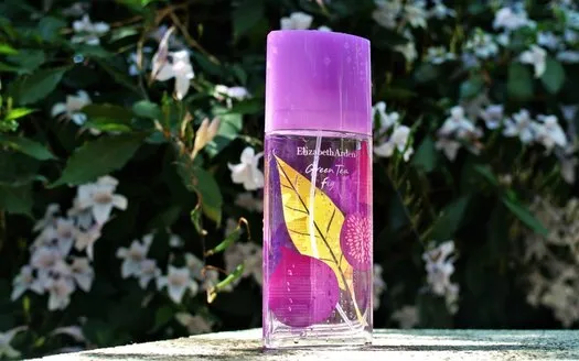 Elizabeth Arden Green Tea Camellia