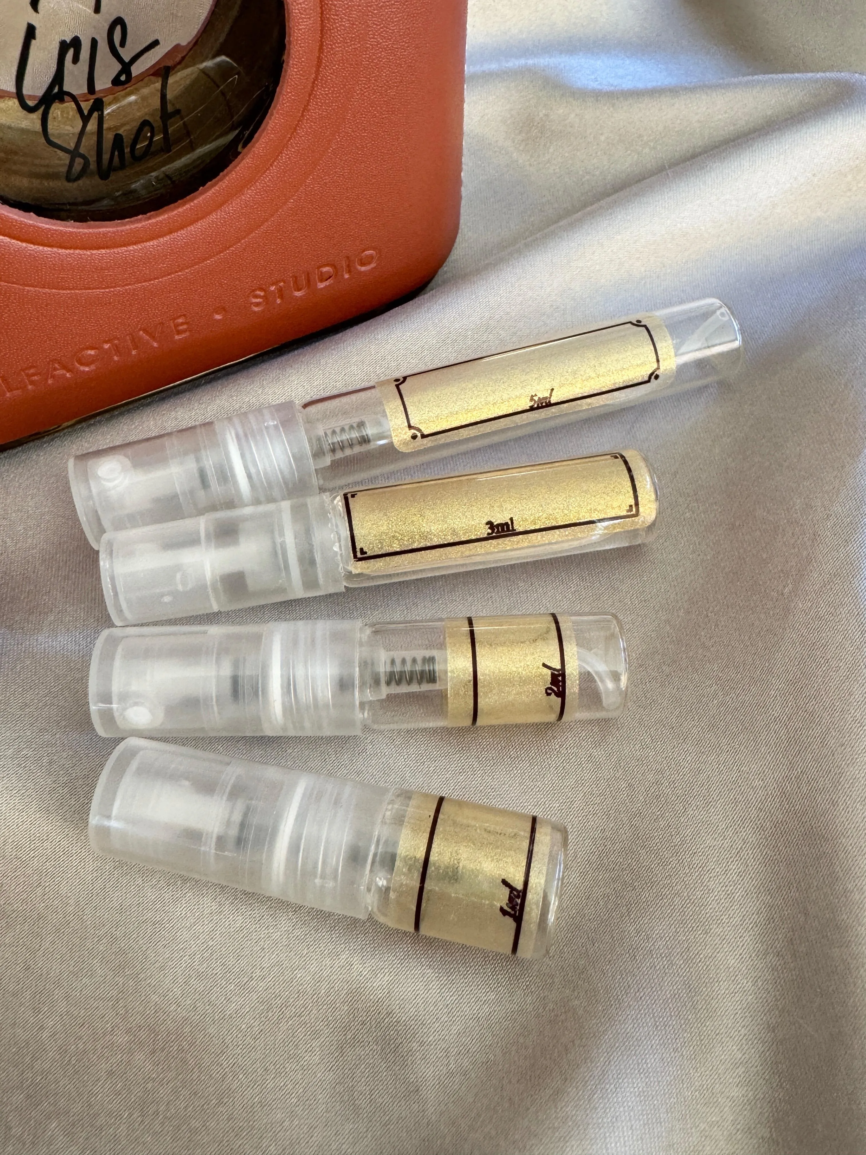 Olfactive Studio Iris Shot