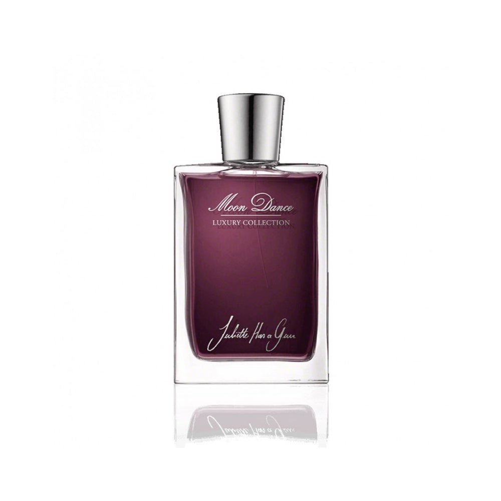 Juliette Has A Gun Moon Dance