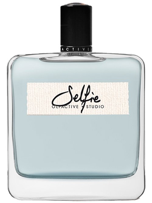 Olfactive Studio Selfie